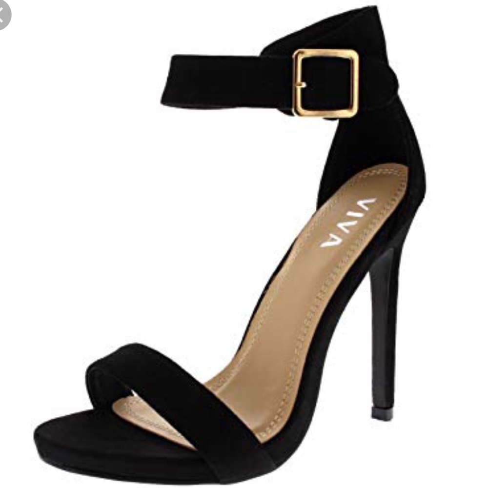 NWT Black faux suede heels
